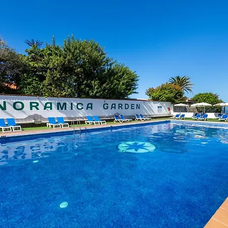 One Bedroom With Beautiful Pool, Breakfast Included Apartament *