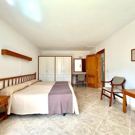 Appartement One Bedroom With Beautiful Pool, Breakfast Included