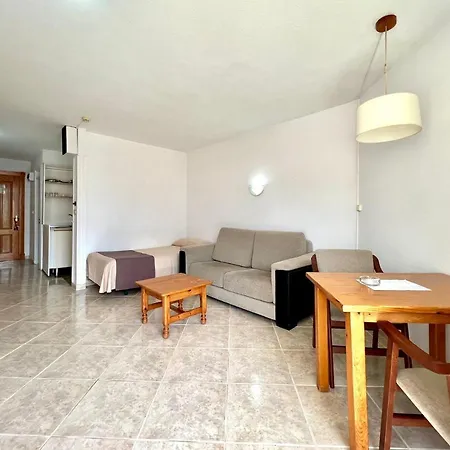 One Bedroom With Beautiful Pool, Breakfast Included Apartment Los Realejos