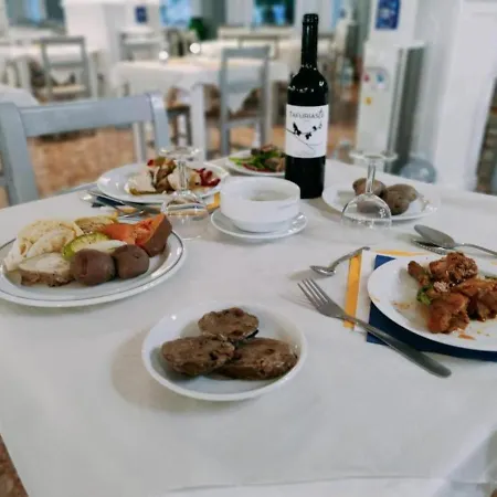 One Bedroom With Beautiful Pool, Breakfast Included 아파트 로스 레알레호스